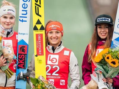 COC-W: Katharina Althaus springt in eigener Liga