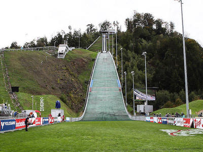 グランプリ男子ヒンツェンバッハ大会：練習・予選LIVE