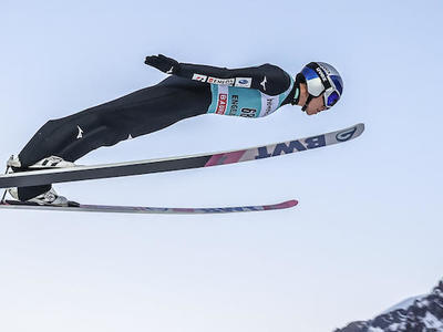 W杯エンゲルベルク大会 小林陵侑が予選トップ！