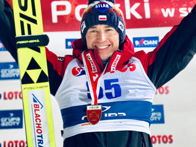 Meisterschaften in Slowenien und Polen