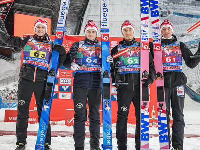 Skispringen Team-Weltcup: Österreich gewinnt vor Japan und Norwegen