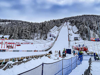 W杯男子ザコパネ大会 公式練習＆予選 LIVE