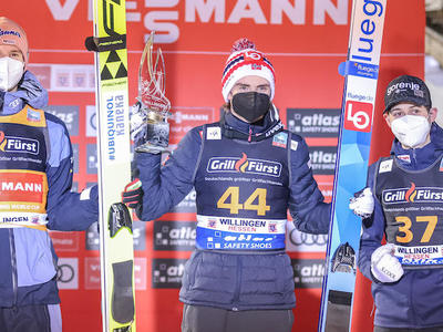 W杯男子ヴィリンゲン第2戦 リンドヴィク優勝、小林陵侑4位