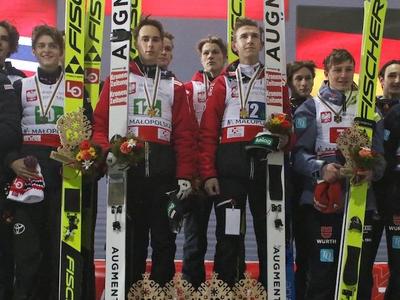 JWM: Team Gold an Österreich und Slowenien