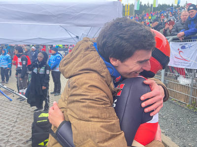 Ursa Bogataj gewinnt Finale in Klingenthal