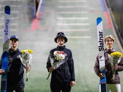Кейси Ларсон и Анника Белшоу выиграли чемпионат США