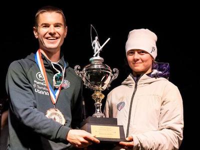 Casey Larson und Annika Belshaw holen US Meistertitel