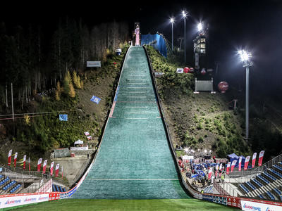Die Skispringen in Wisla im Live-Ticker