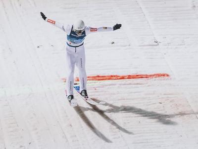 世界選手権 男子NH個人 ジワがタイトル防衛