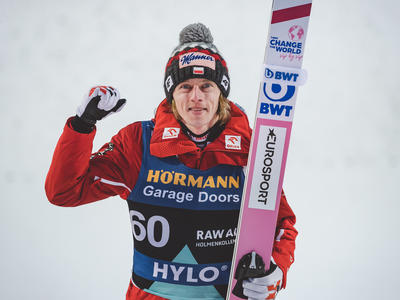 Stefan Kraft gewinnt Oslo und führt RAW AIR an