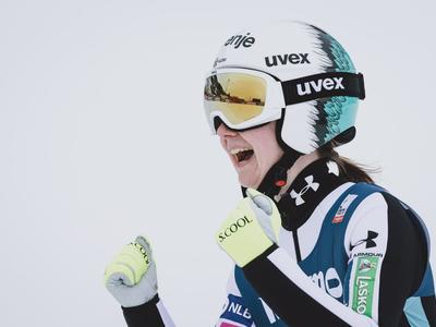 Ema Klinec triumfuje w Vikersund i RAW AIR