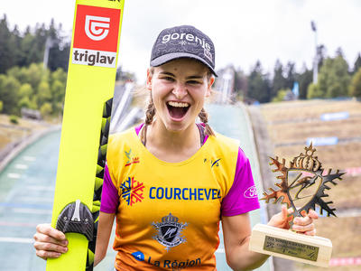 夏グランプリ 女子開幕戦 クリツナーⅤ、高梨2位