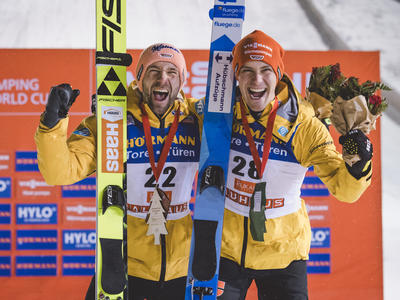 Stefan Kraft gewinnt  Weltcup-Auftakt