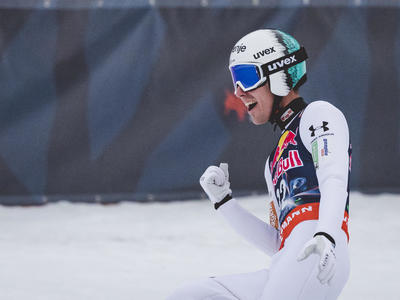 フライング世界選手権 前半ザイツが首位