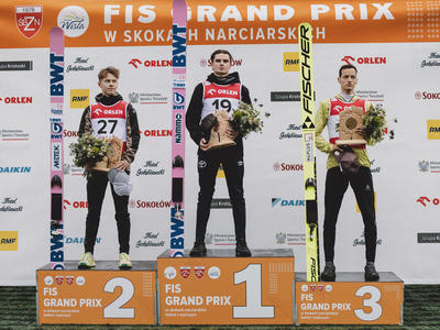 FIS Grand Prix in Wisla: Lindvik gewinnt