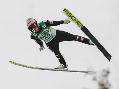 Andreas Wellinger gewinnt in Hinzenbach