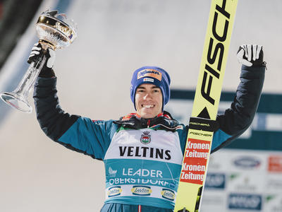 Tournee-Auftakt in Oberstdorf: Österreich dominiert