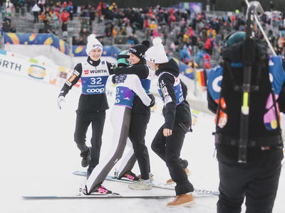 Prevc - Freitag - Stroem in Trondheim auf dem Podium