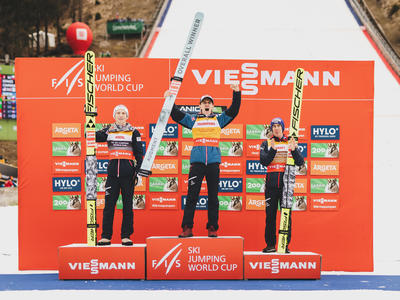 Lanisek gewinnt episches Finale in Planica - neuer Weltrekord