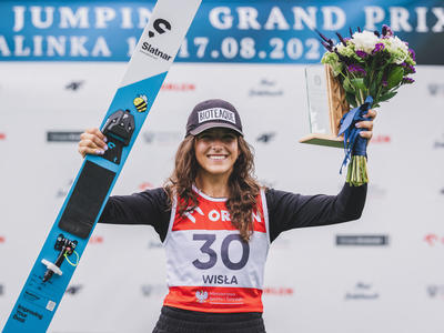 Nika Prevc gewinnt HIGH FIVE in Wisla
