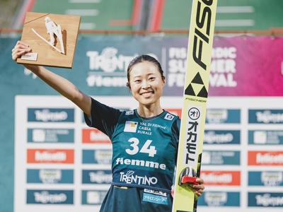 Anna Odine Stroem gewinnt in Predazzo