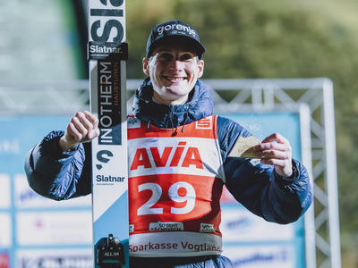 Kobayashi gewinnt Klingenthal, Raimund den Grand Prix