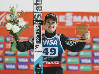 Domen Prevc gewinnt in Wisla vor Phillip Raimund