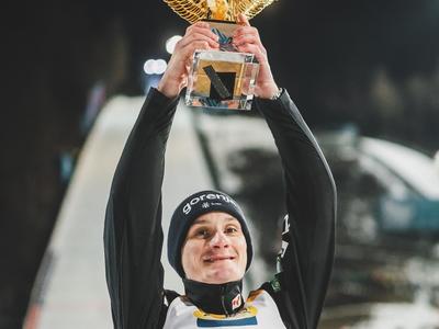 プレウツがジャンプ週間総合優勝、第4戦はチョフェーニックがＶ