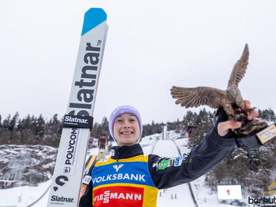 Skispringerinnen starten in China - die Fakten