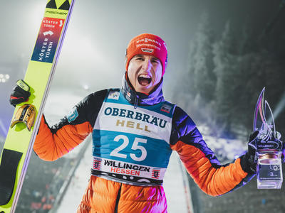 Domen Prevc in Willingen vor Ren Nikaido und Karl Geiger