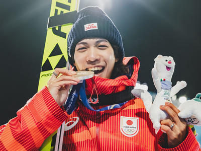 Domen Prevc ist Olympiasieger von der Großschanze
