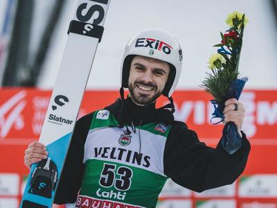 スキージャンプ Berkutschi.com - 個人戦績 - Takanashi, Sara