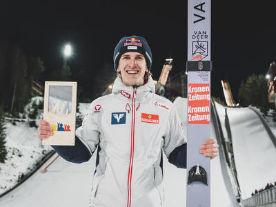 Weltcup Skispringen in Lahti: Tschofenig triumphiert – starke Sprünge vor lautstarker Kulisse