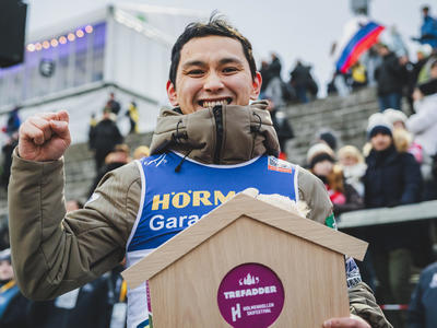 Томофуми Наито побеждает после первого раунда в воскресенье в Осло