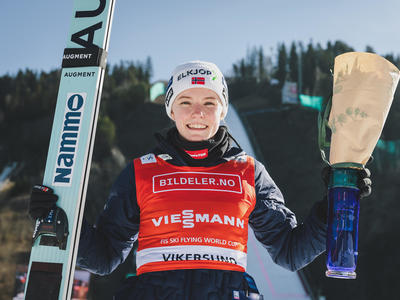 Eirin Maria Kvandal gewinnt Skifliegen in Vikersund