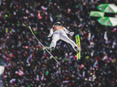 Team Österreich gewinnt Team-Skifliegen in Planica