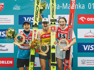 Nika Vodan feiert  Grand-Prix-Sieg in Wisła