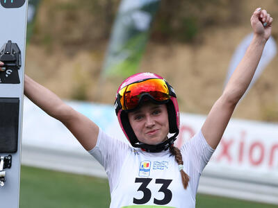Anna Twardosz feiert in Rasnov ihren ersten Grand-Prix-Sieg